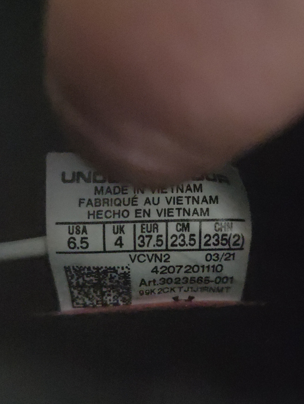 Womens Under Armour Charged Vantage - Used 6.5 No Box - Picture 10 of 10